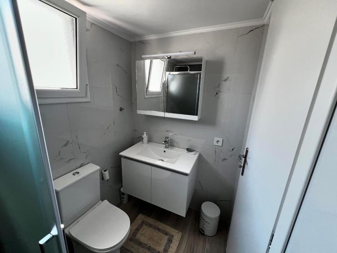 Apartment Sisyphus Kingdom *